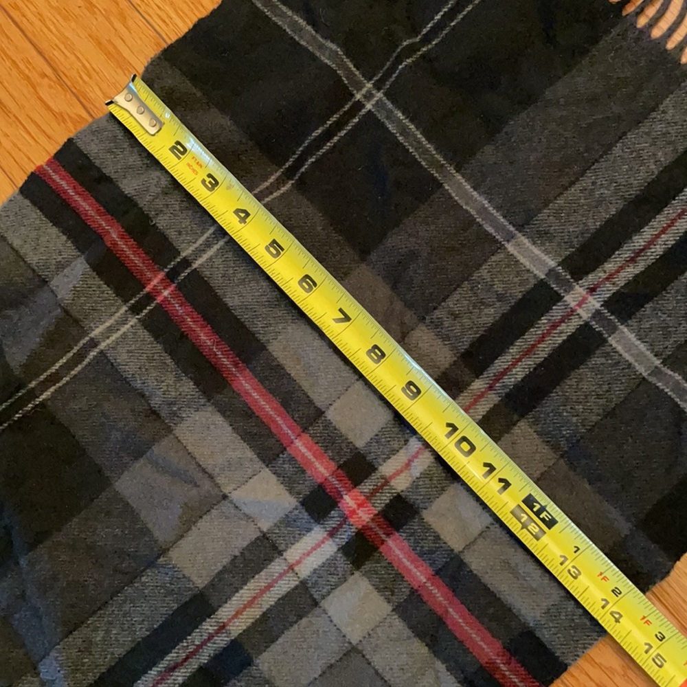 Banana Republic gray, red wool winter scarf, wrap (mens) - Picture 5 of 6